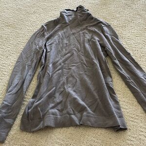 Nine West gray turtleneck. Size S.